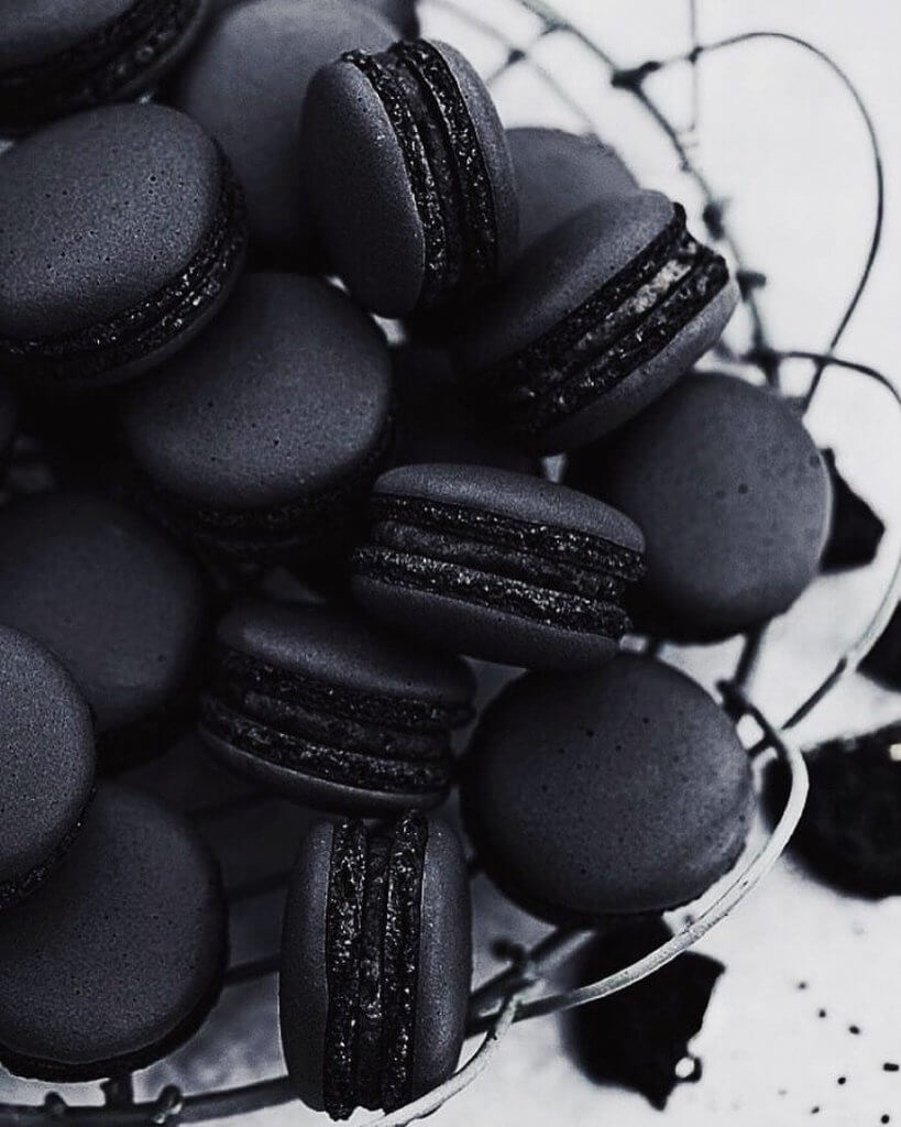 Cookies in black color